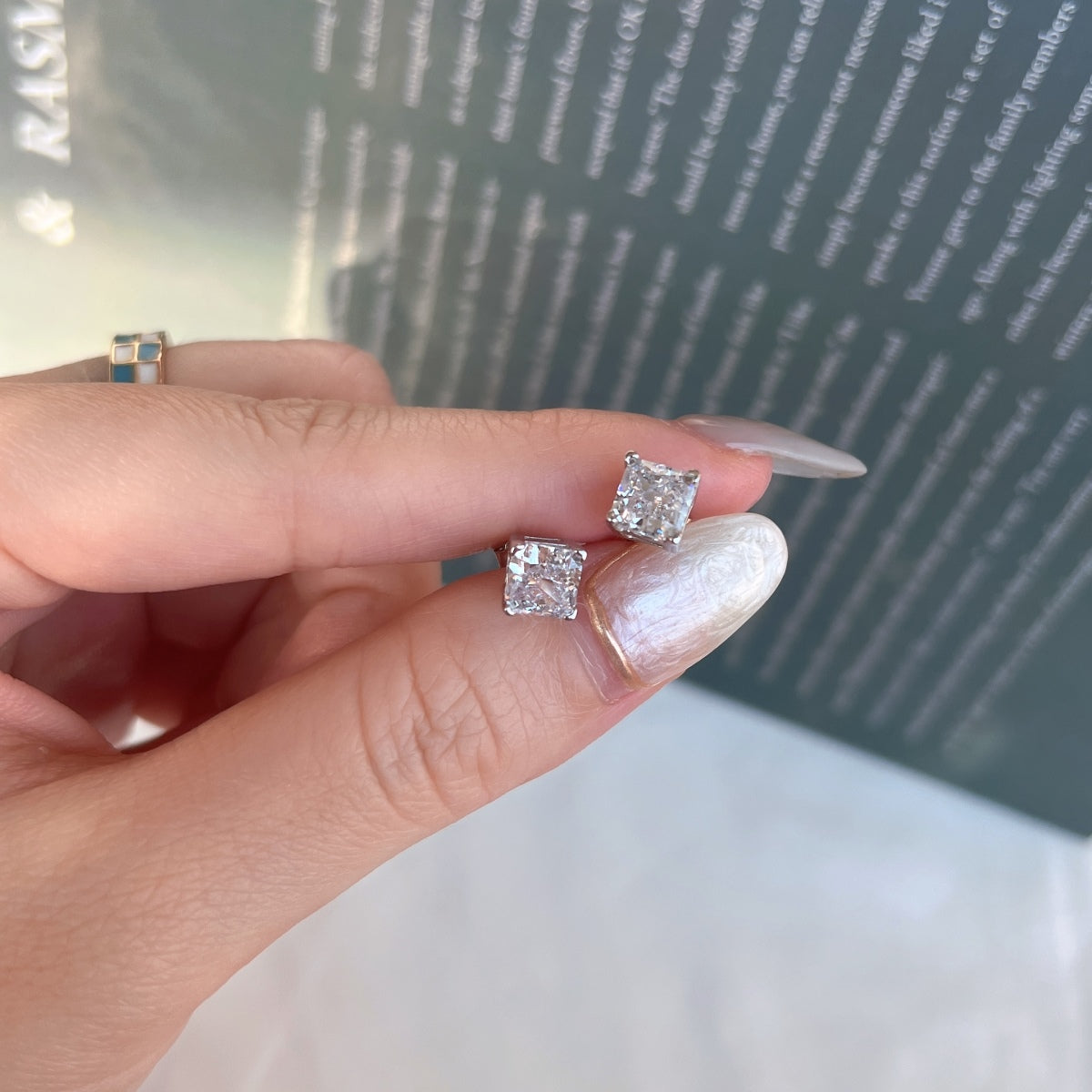 [AuraEcho]1.0 Carat Radiant Princess Cut Wedding Earrings