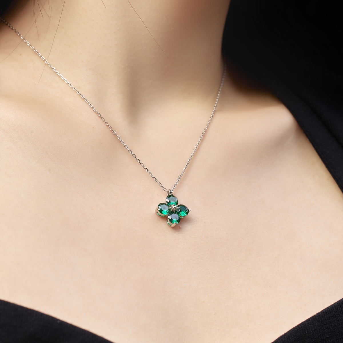 [AuraEcho]Four-Leaf Clover And Eight-Pointed Star Necklace