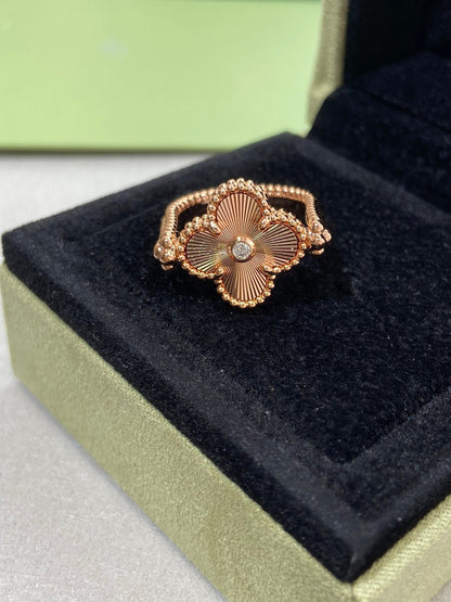 [AuraEcho]CLOVER RIVERSIBLE PINK GOLD RING