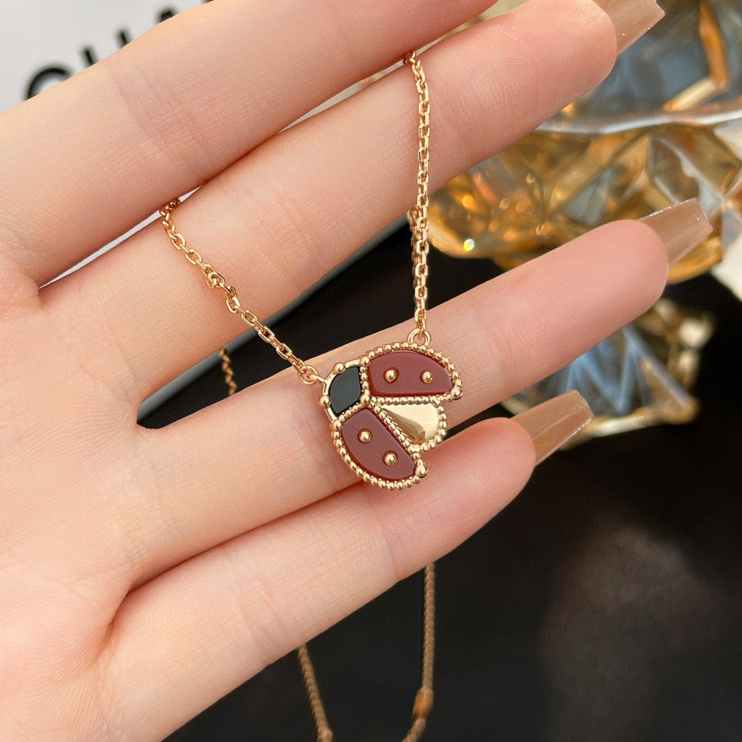 [AuraEcho]LUCKY  CARNELIANS LADYBUG NECKLACE