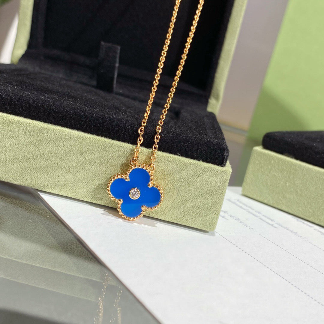 [AuraEcho]CLOVER 15MM DIAMOND AND BLUE AGATE NECKLACE