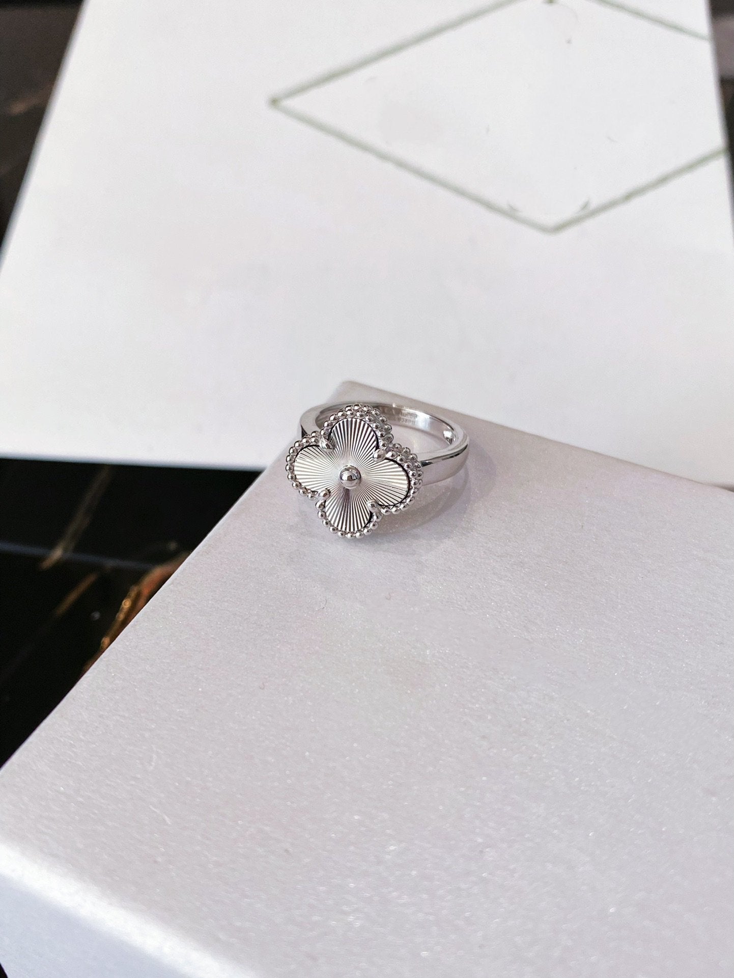 [AuraEcho]CLOVER SILVER RING