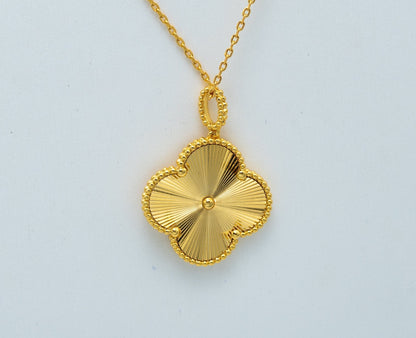 [AuraEcho]CLOVER 25MM PEDANT NECKLACE GOLD