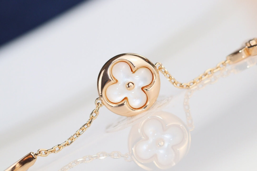 [AuraEcho]LEAF CLOVER BRACELET