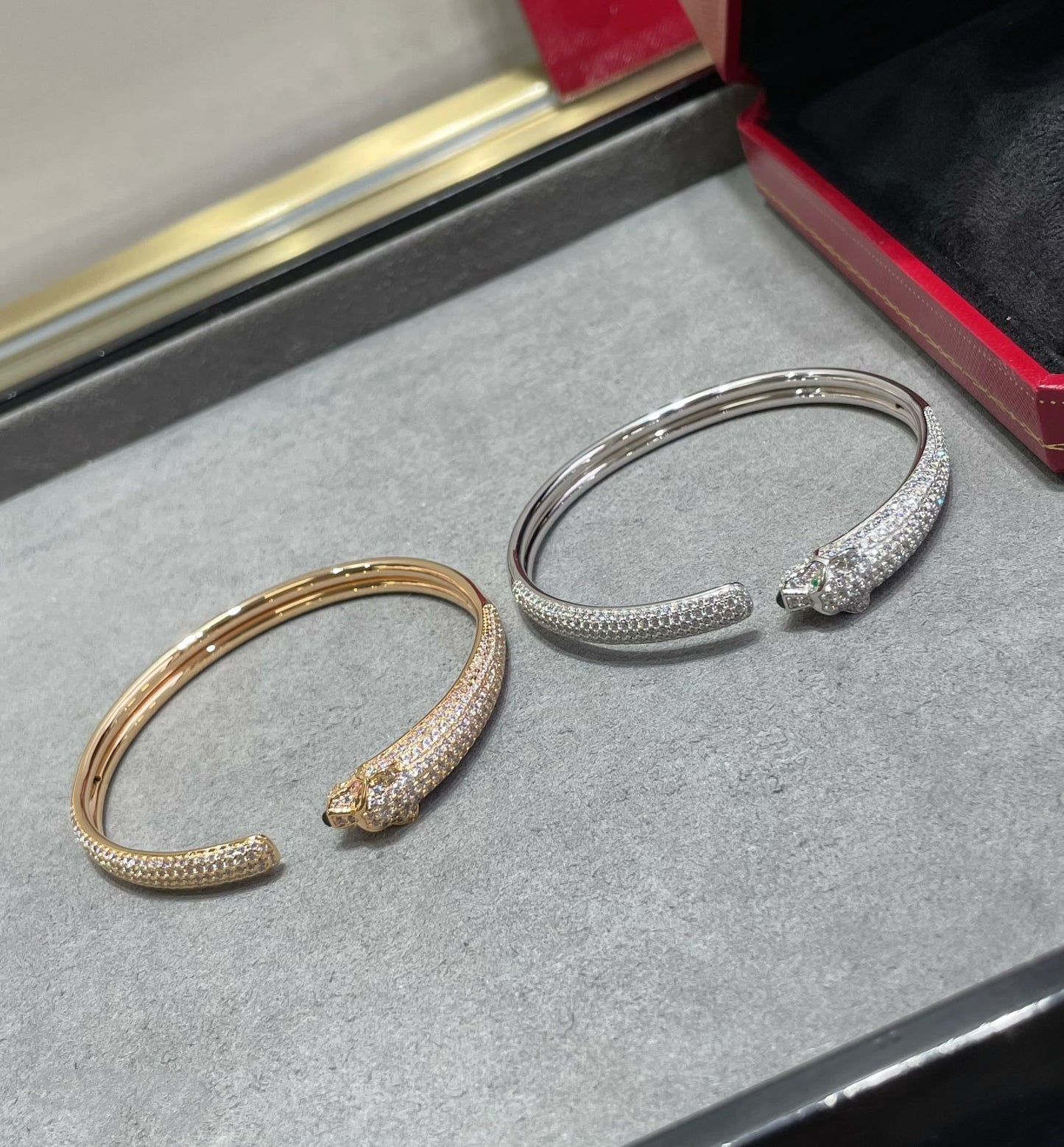 [AuraEcho]PANTHERE FULL DIAMOND OPEN BRACELET